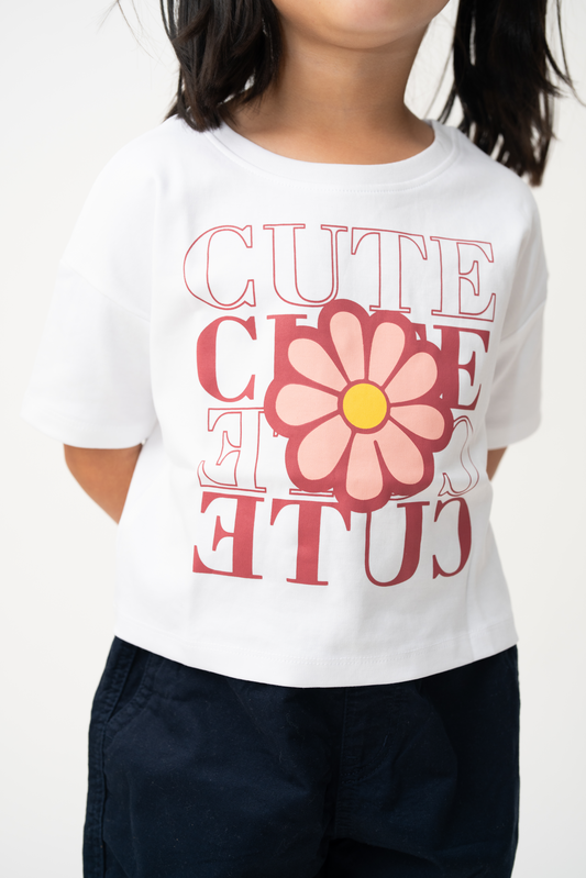 Daisy Cute Graphic Tee